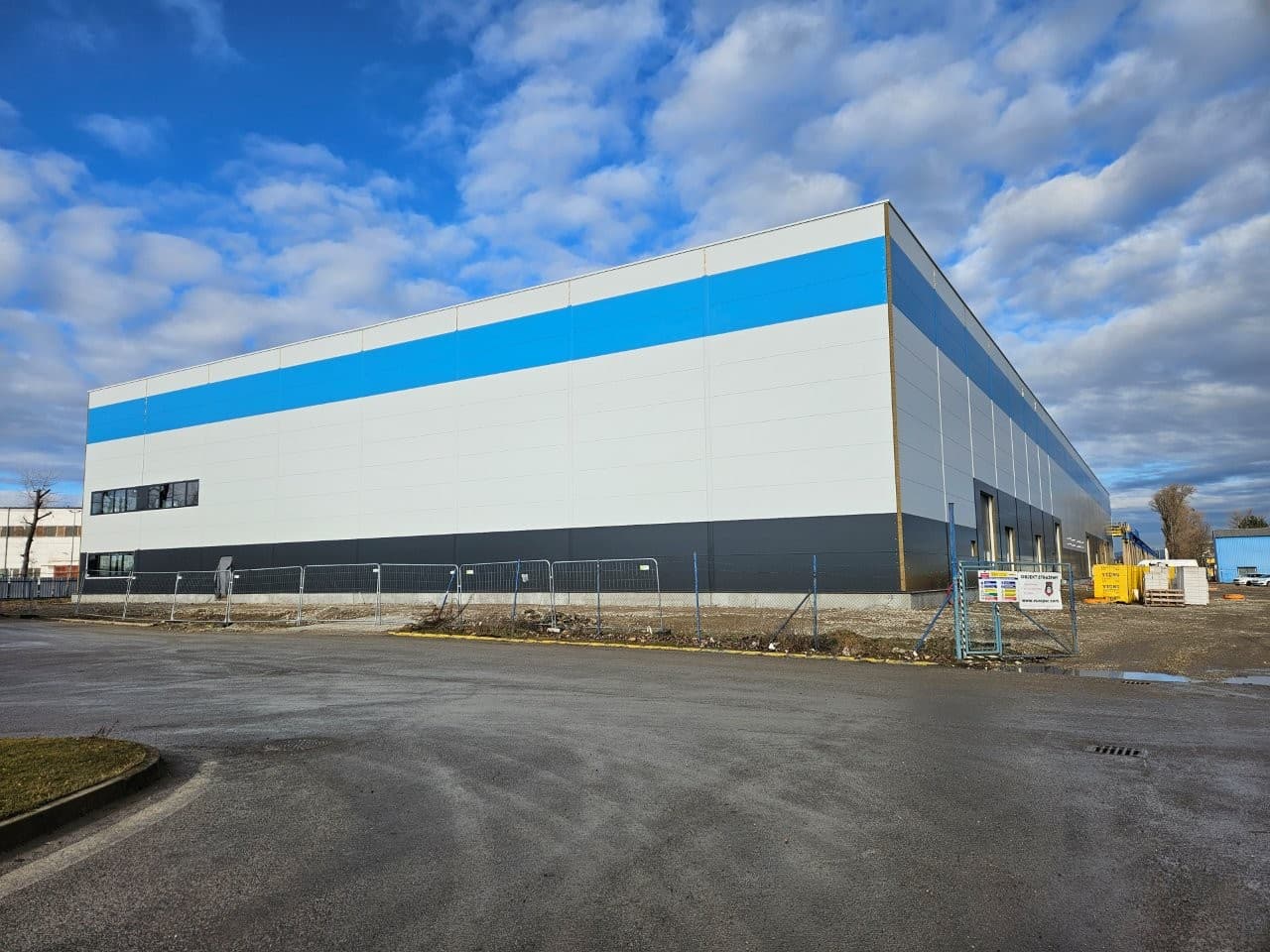 Modern logistics warehouses for lease- Senec